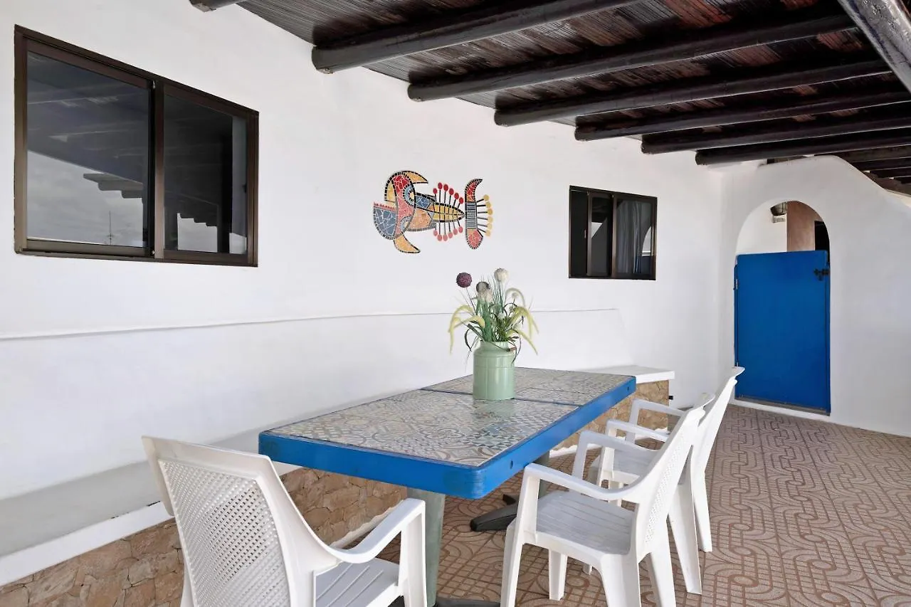 Bungalow Famara, Lanzarote Spain