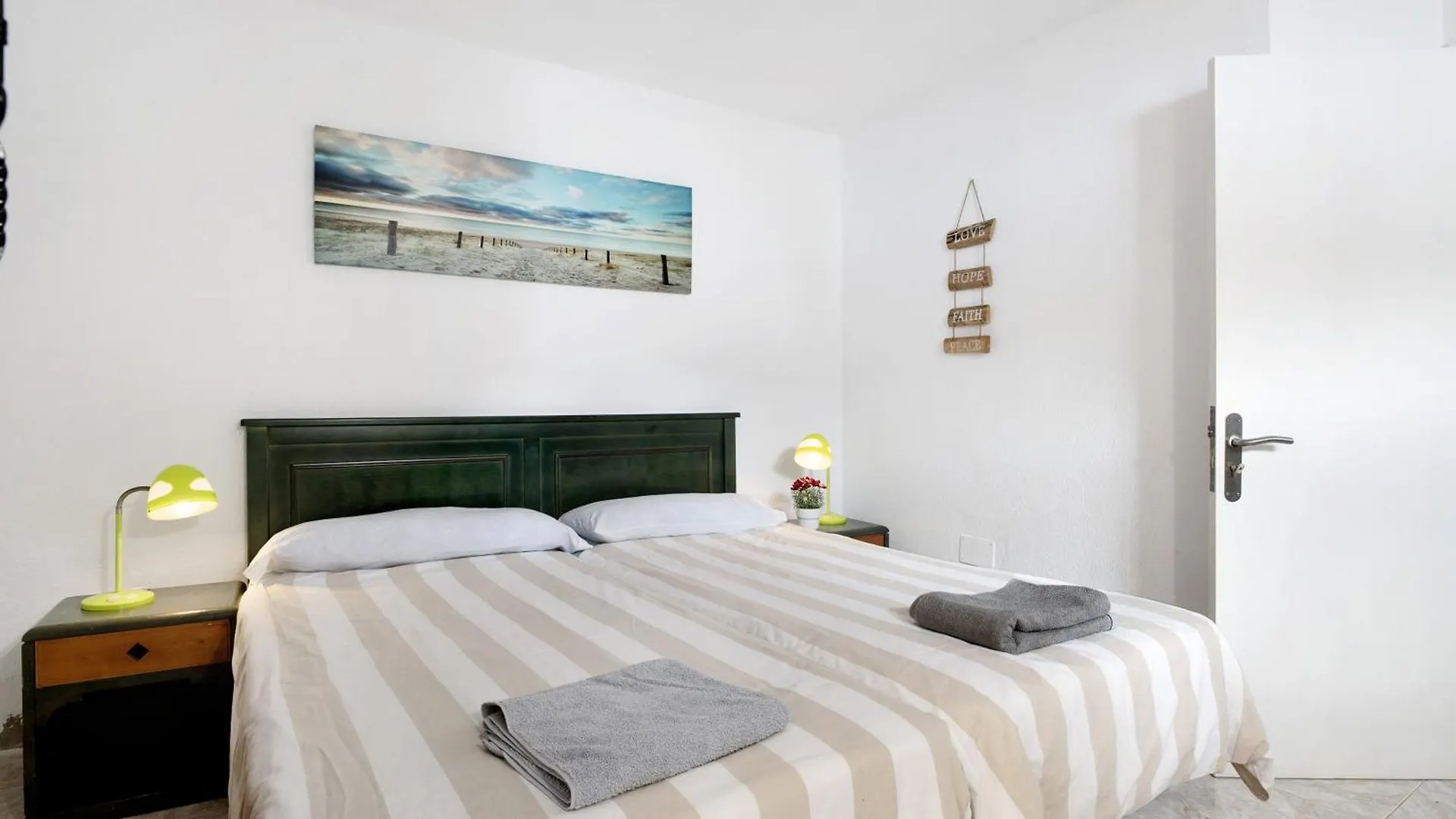 Holiday home Bungalow Famara, Lanzarote